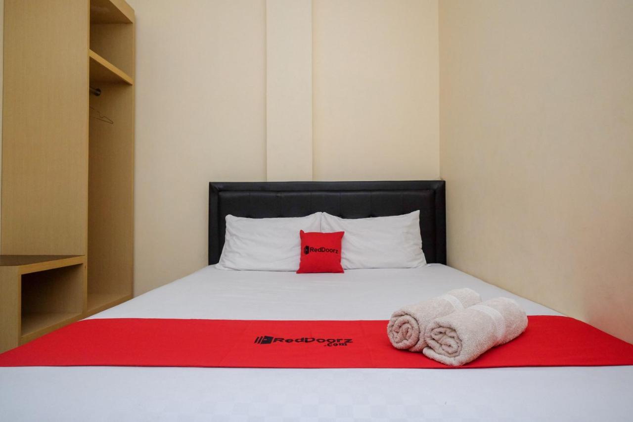 Hotel Reddoorz Near Taman Pantai Alam Indah 2*
